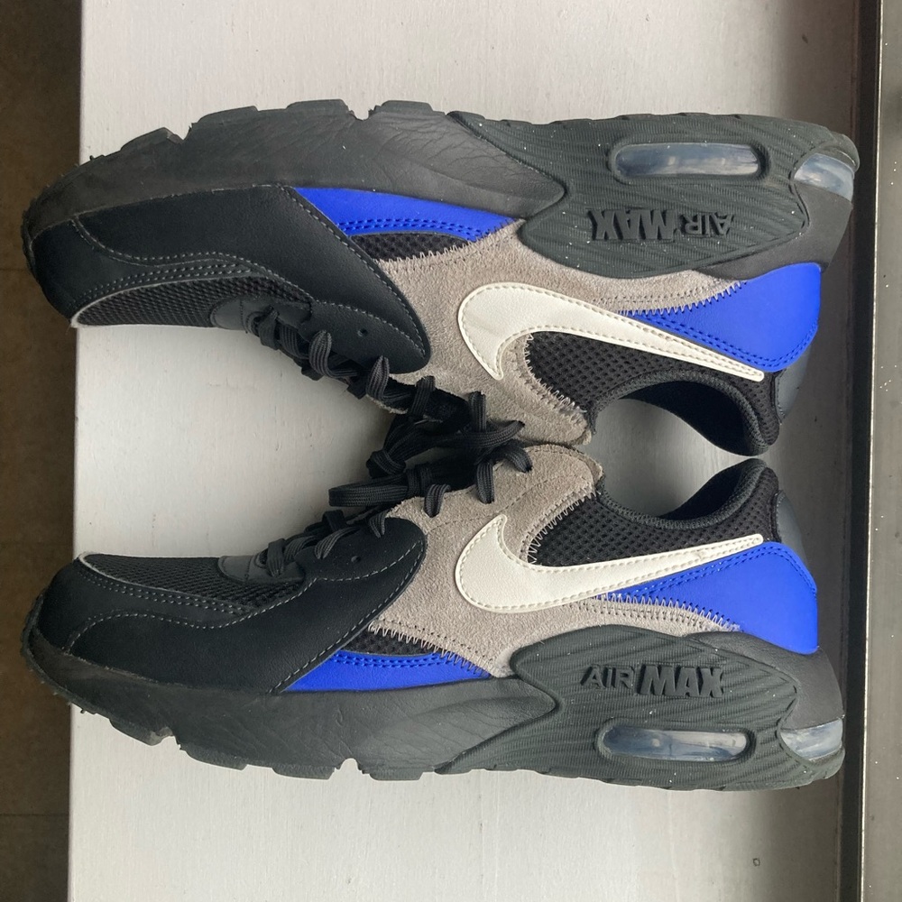 Nike Air Max Men's Black, Blue, and Gray Sneakers